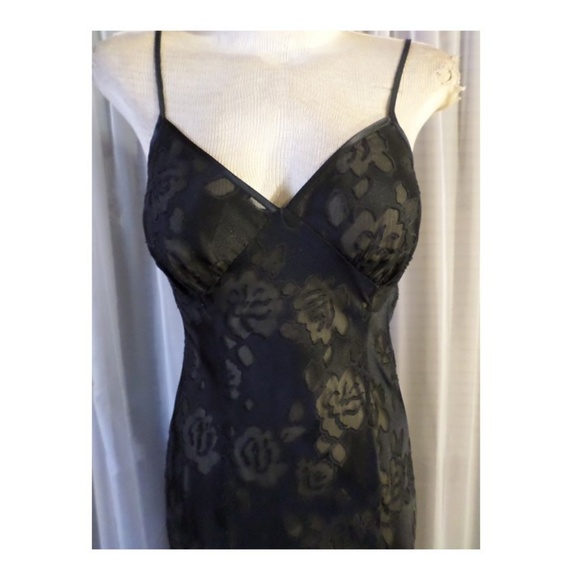 VINTAGE Victoria Secret Black Long Nightgown M Sli - Picture 7 of 8